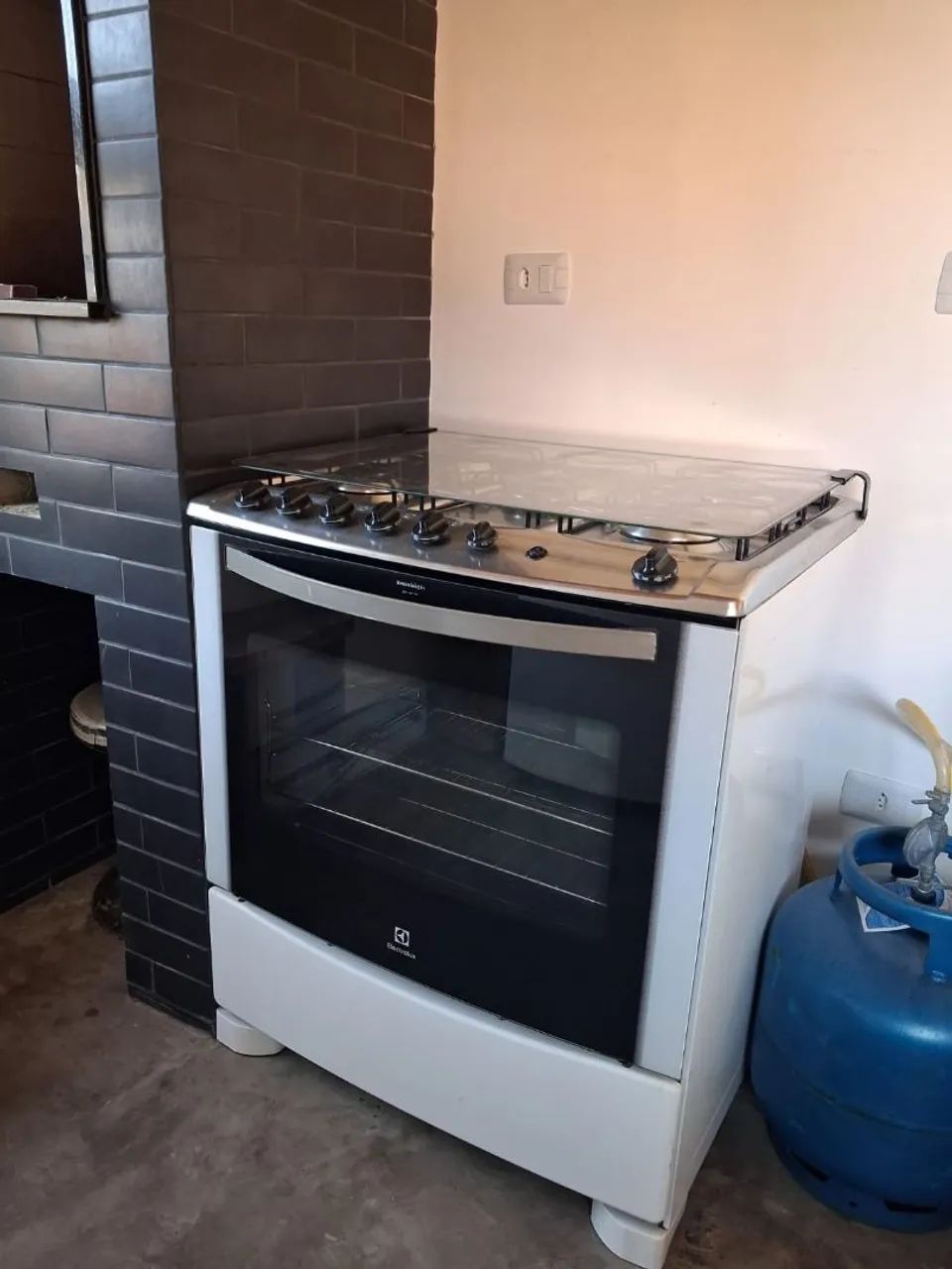 Vendo fogão Electrolux 5 bocas