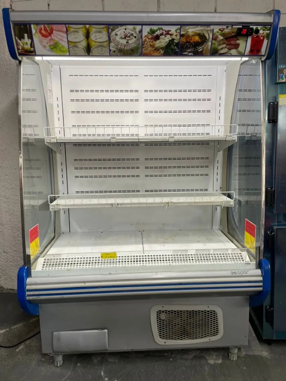 Vitrine refrigerada hortifruti aberta semi nova 1,30m Gelopar (Ester)