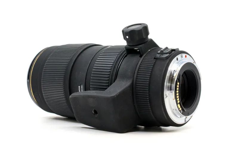 Sigma 70-200mm f/2.8 EX APO DG Macro HSM II - Canon EF Fit