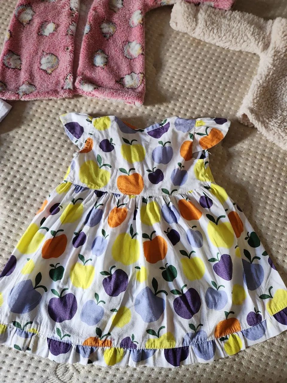 Lote de roupas - Foto 3