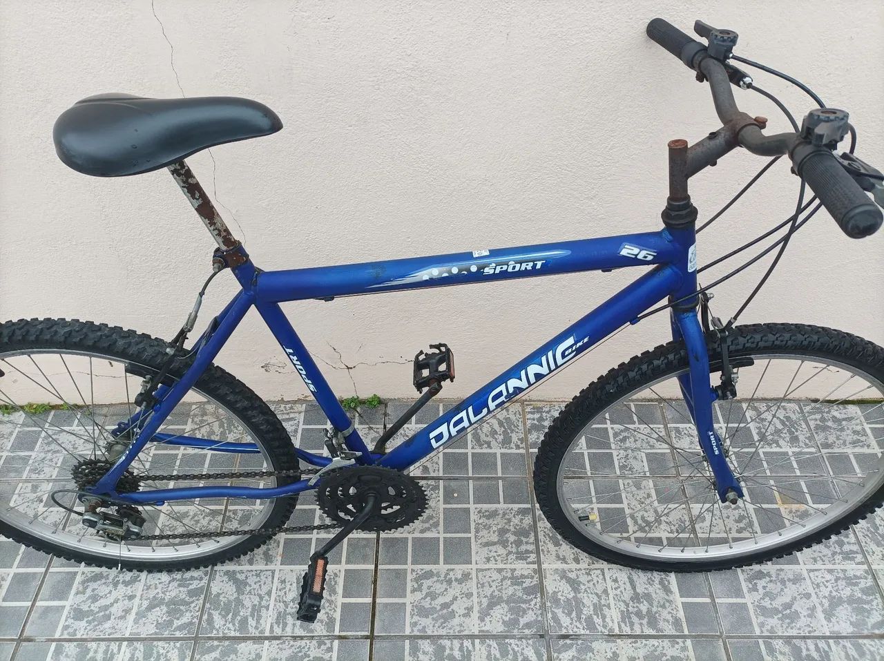Bicicleta semi nova aro 26 - Foto 3
