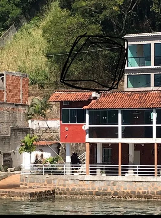 Casa semi-pronta com vista para o mar em Ibicui-mangaratiba 