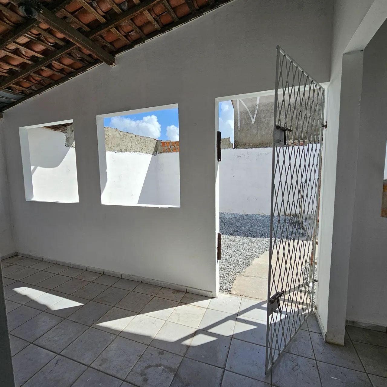 Vendo ou troco Casa no potengi - Foto 5