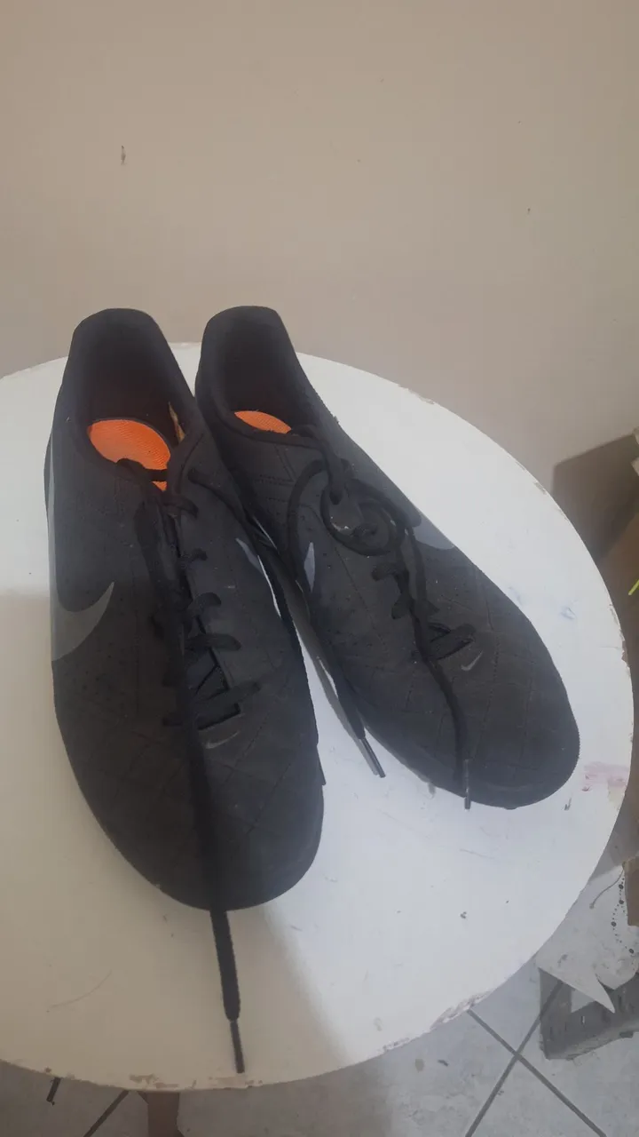 Chuteira Nike Preta Society