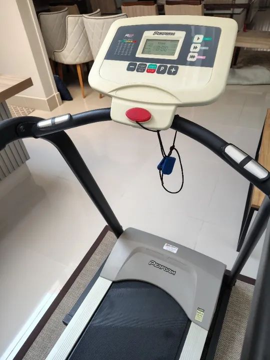 Esteira Ergométrica Perform