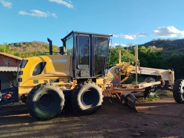 Motoniveladora Patrol New Holland 170b  - Foto 4