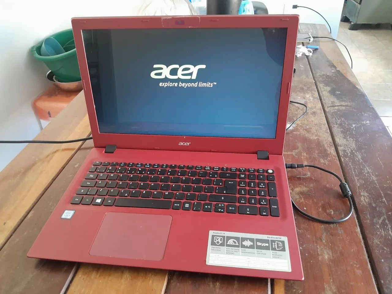 Notebook Acer Vermelho - Foto 2