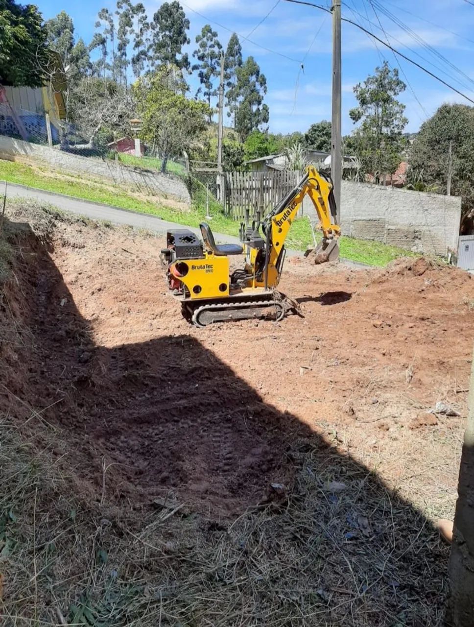 Mini escavadeira Brutalec Br10 a diesel  - Foto 4