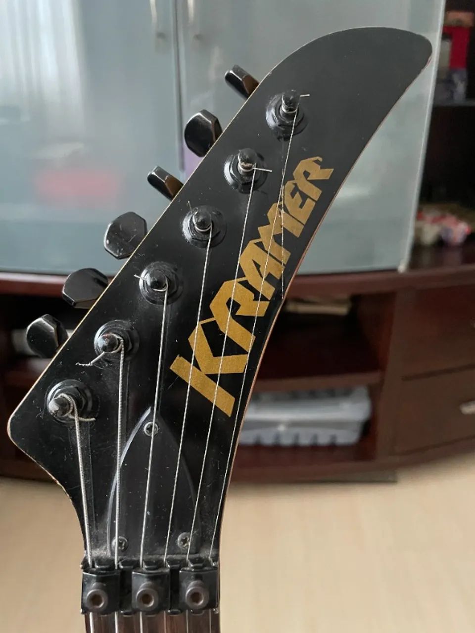 Guitarra Kramer striker 424 - Foto 4