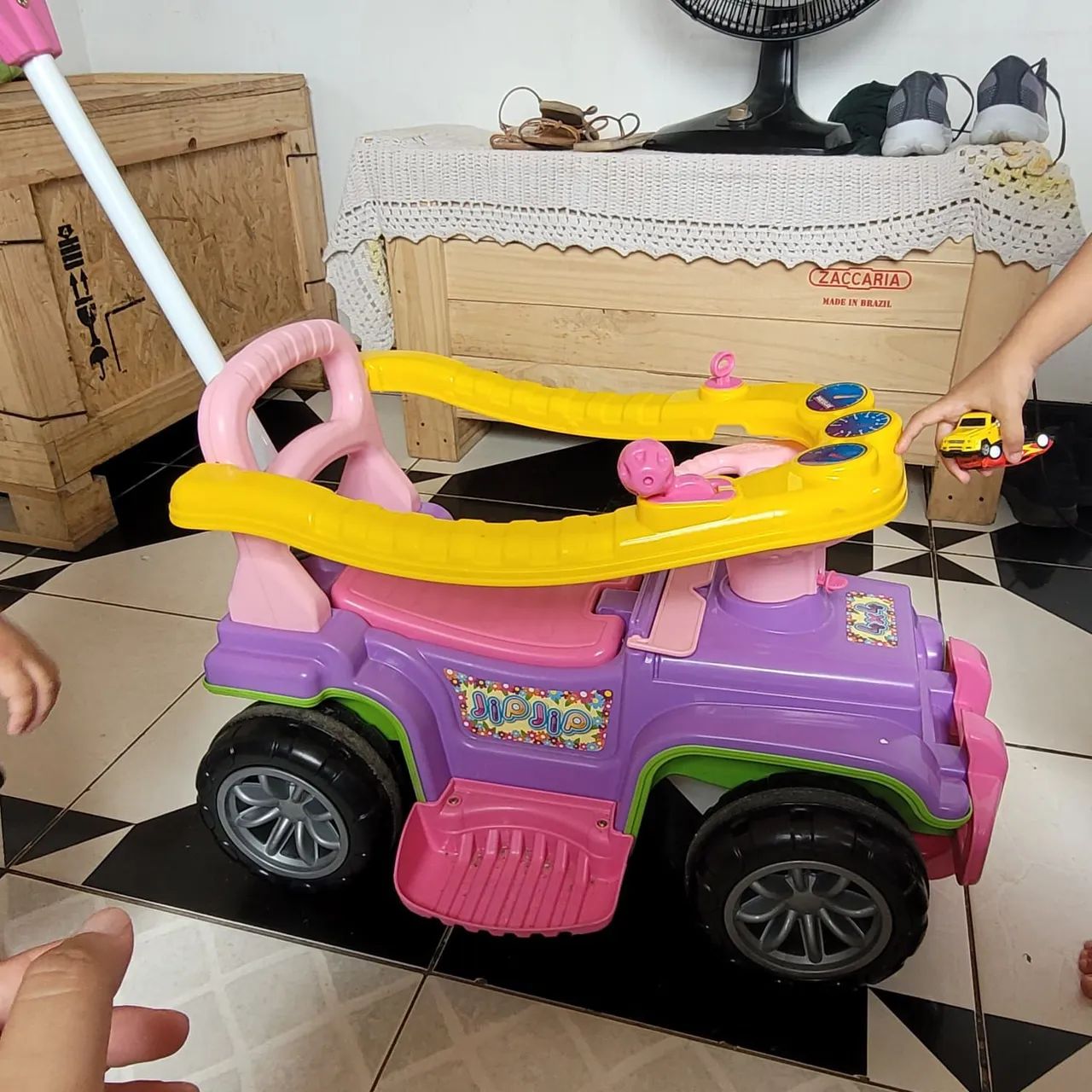 Carrinho Infantil LOL - Diversão garantida! - Foto 3