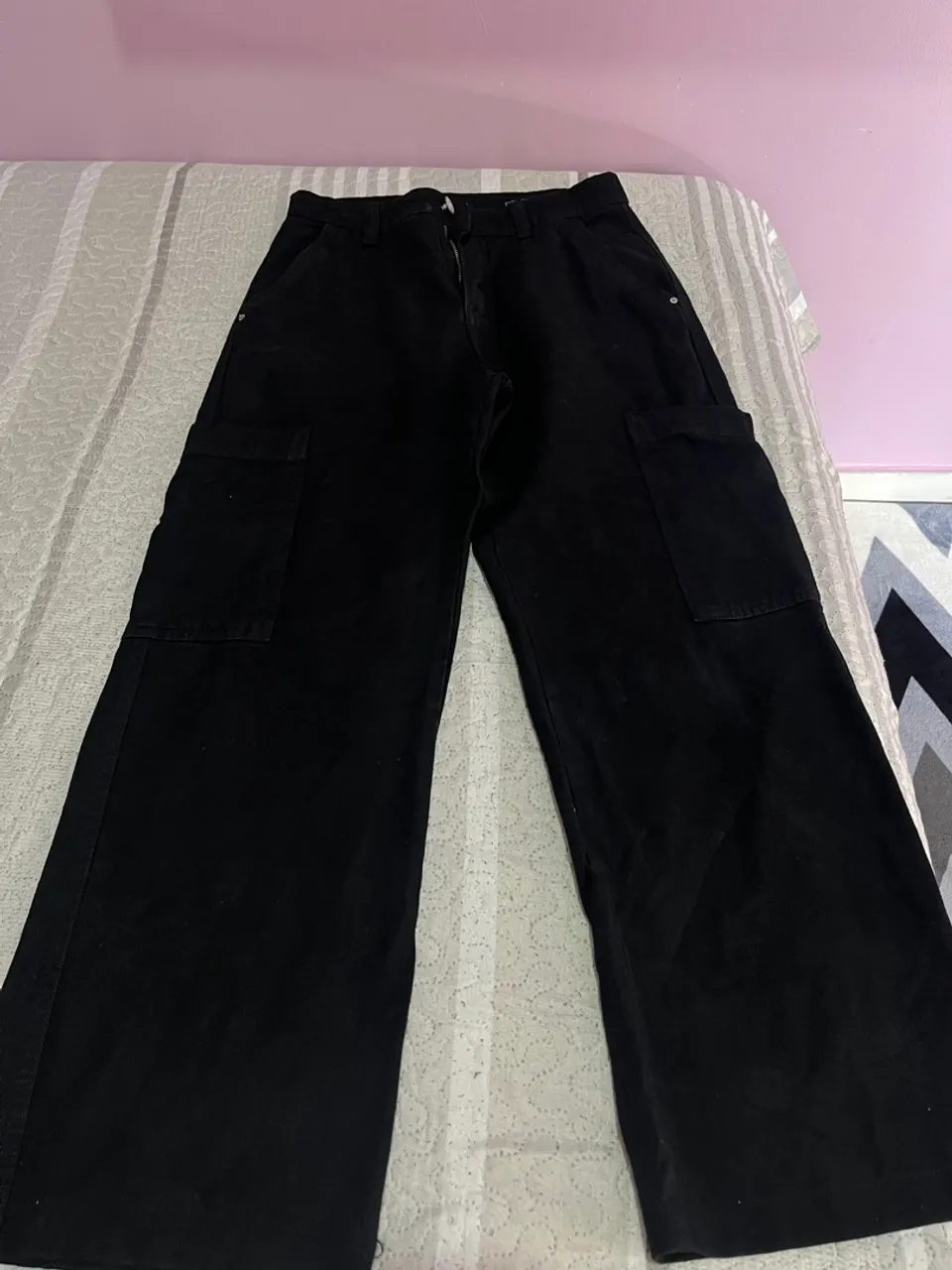 Calça Cargo Preta - Conforto e Estilo