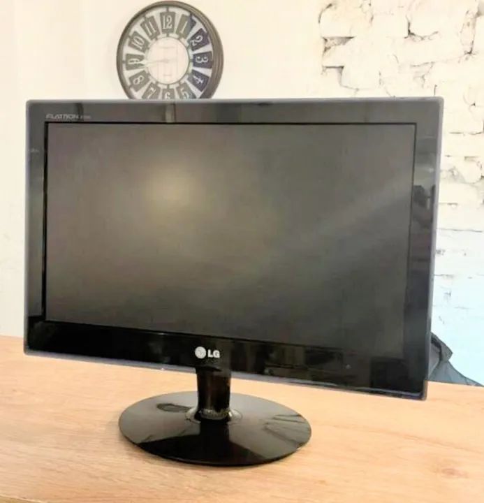 MONITOR GAMER 19" LED LG Flatron E1940S<br> - Foto 3