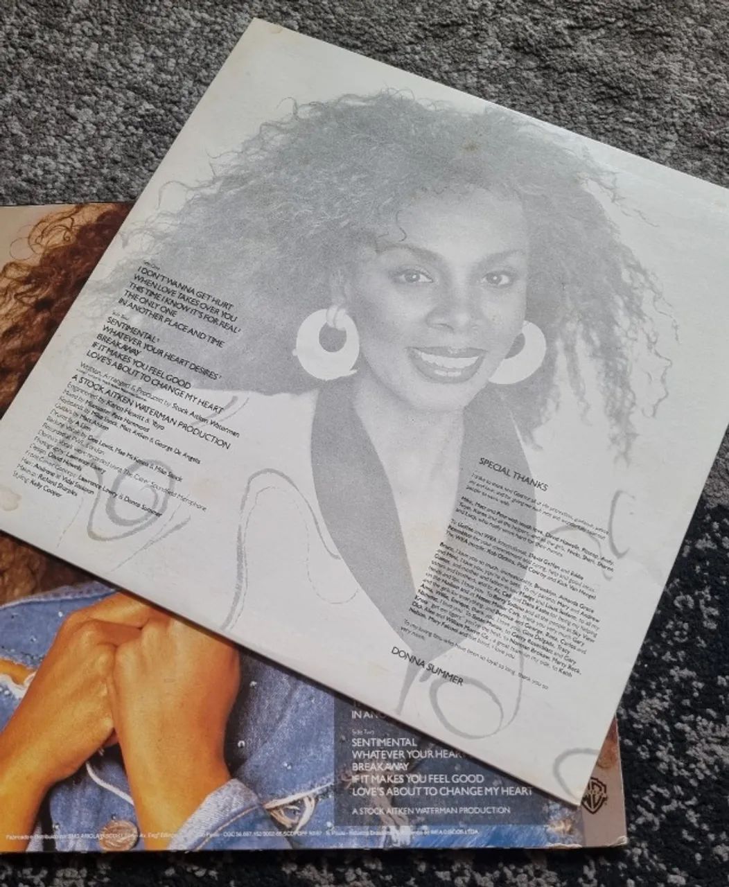 Disco de Vinil Donna Summer - Another Place and Time (LP nacional - usado) - Foto 3