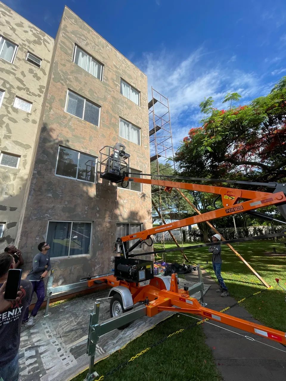 Plataforma elevatoria rebocável63824583074819121