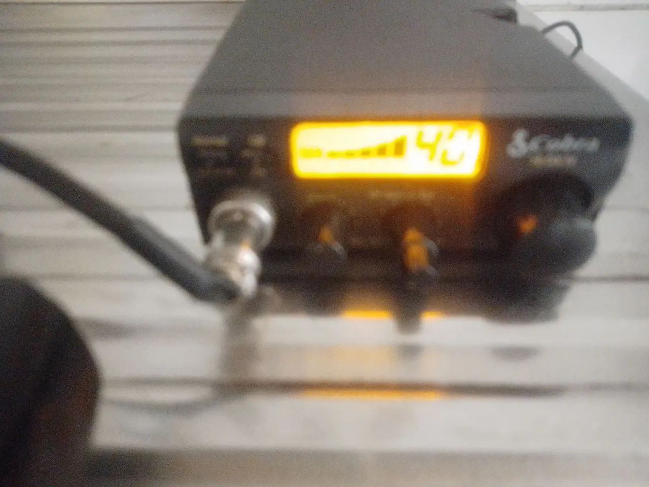 kit 2 Rádio px Cobra funcionando somente auto falantes defeito pode usar saída pa - Foto 2
