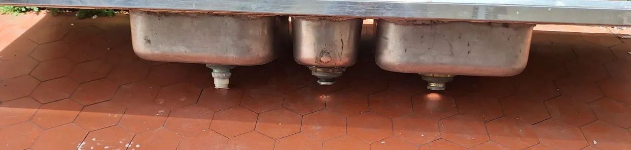 Desapego - Pia em aço inox 200 m - Foto 4