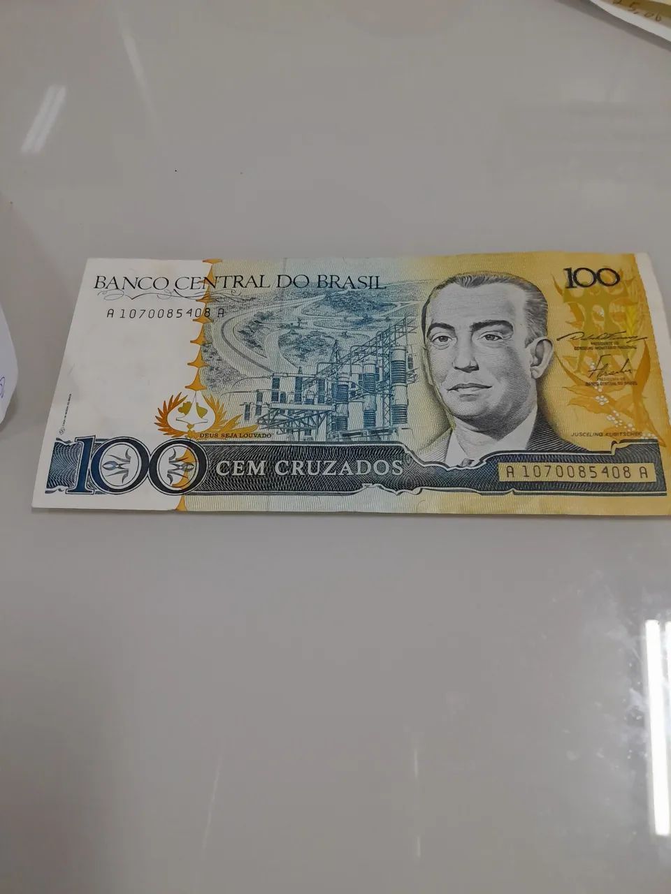Nota de 100 Cruzeiros Brasileira