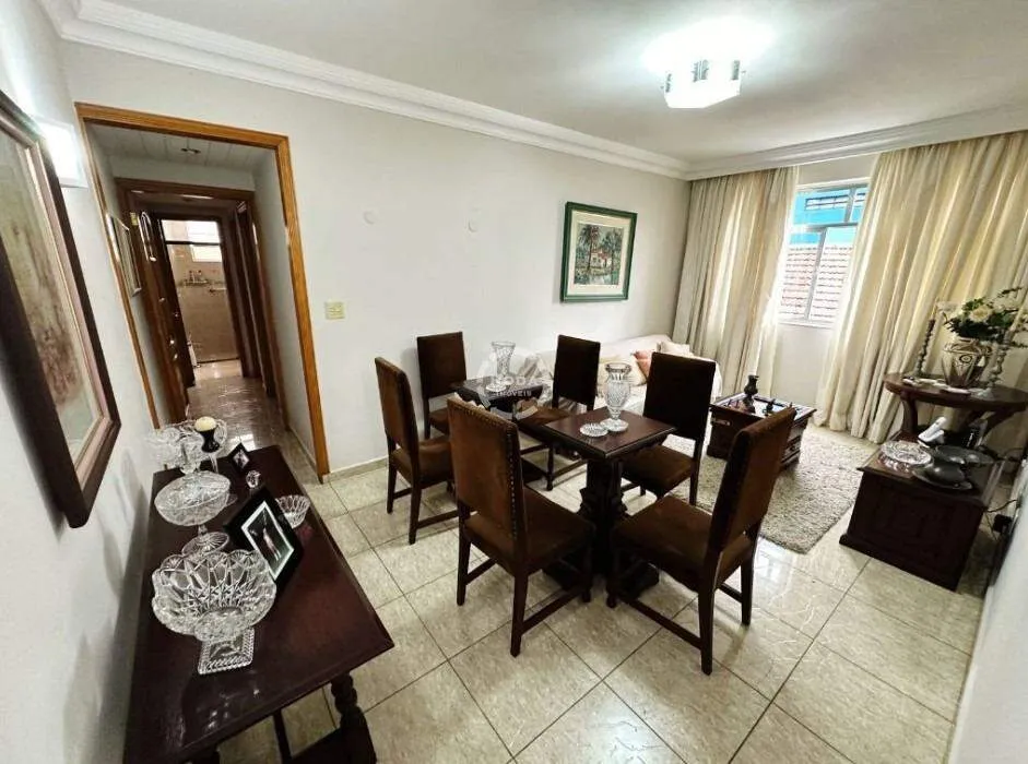 Apartamento 2 dormitórios, dependência completa a venda no bairro do Gonzaga - Santos