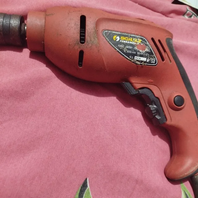 Furadeira shuz 400 w