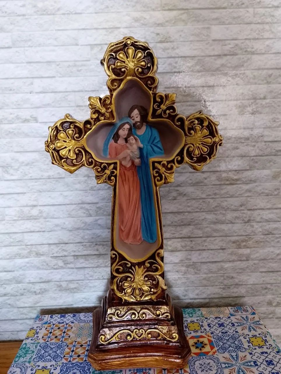 Crucifixo com a Sagrada família  - Foto 2