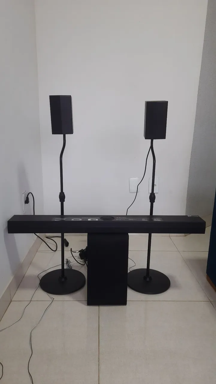Soundbar LG s70tr com caixas surround