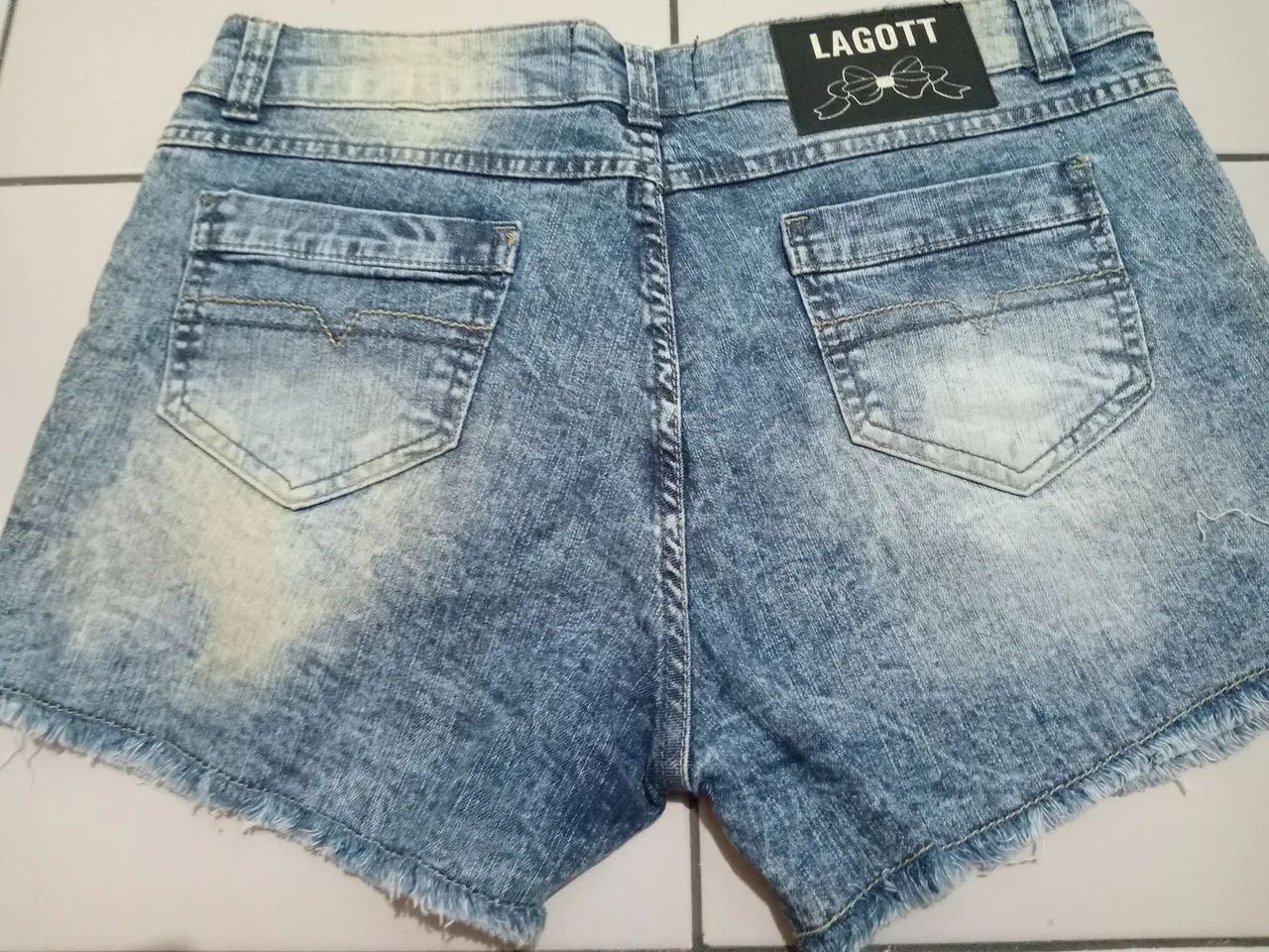 Shorts Jeans Destroyed Feminino - Foto 2