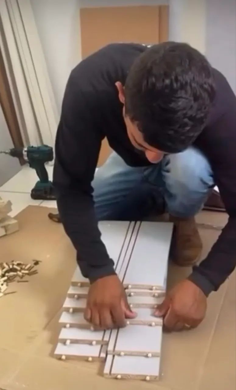 MONTADOR DE MÓVEIS trabalhamos domingo