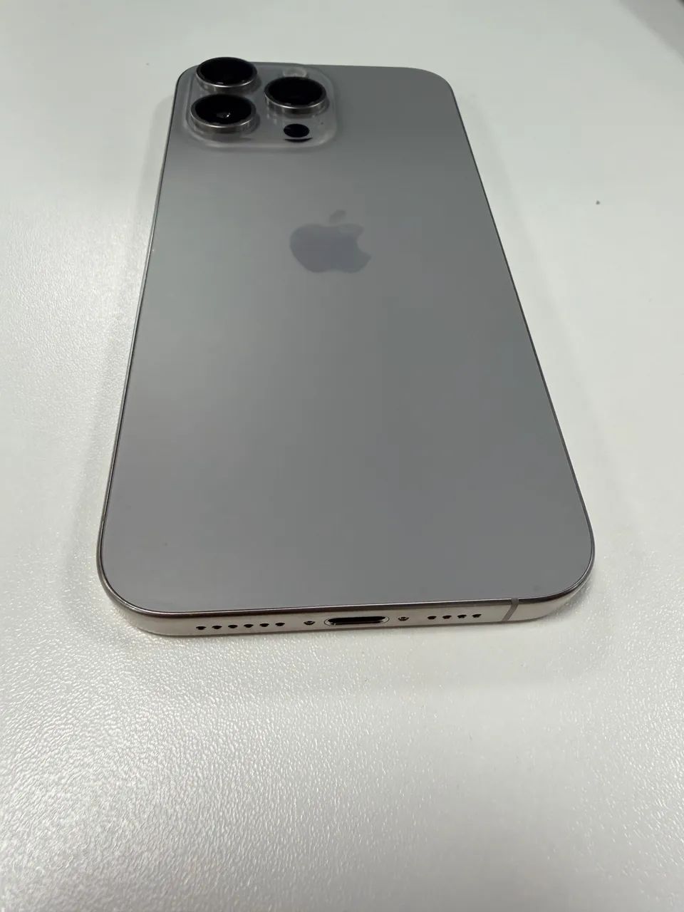 iPhone 15 pro max 256gb ( até 18x*) - Celulares e Smartphones