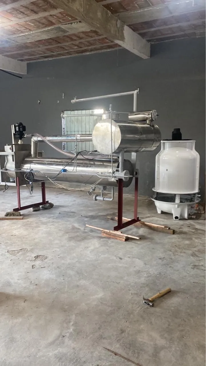 VENDO INDÚSTRIA DE GELO - OPERAÇÃO ATIVA - FATURAMENTO ATUAL 50k / POTENCIAL 120k