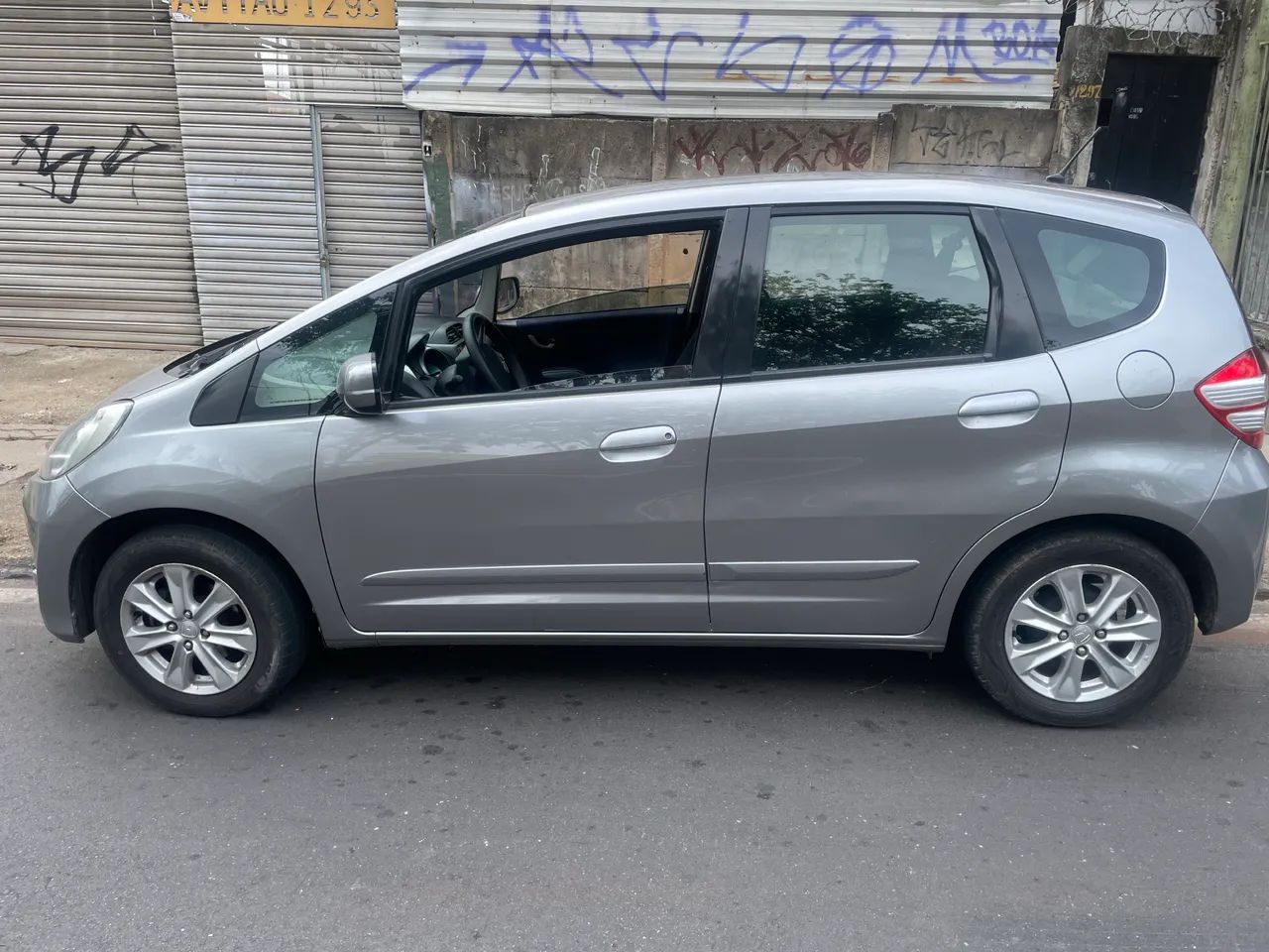 Honda Fit LX 1.4/ 1.4 Flex 8v/16v 5P Mec. 2013 - Foto 4