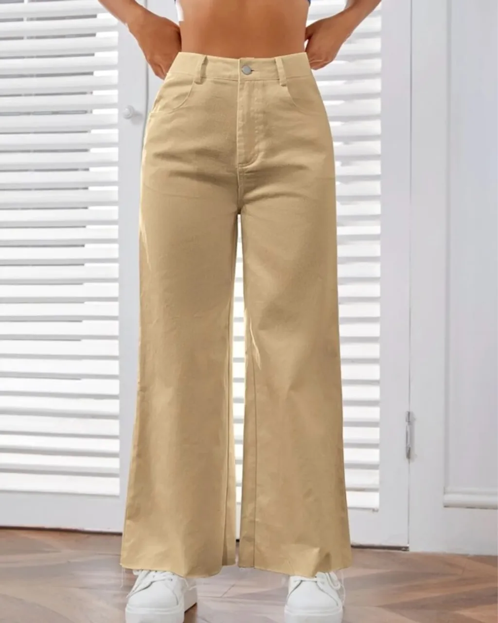 Calça Flare Bege