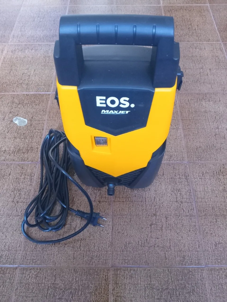 Lavadora de alta pressão EOS