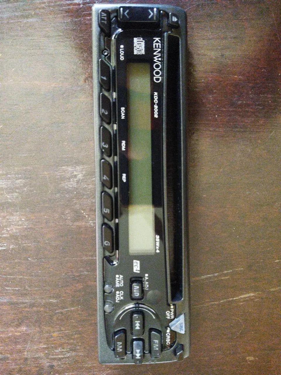 Frente de Som automotivo Kenwood KDC-2002