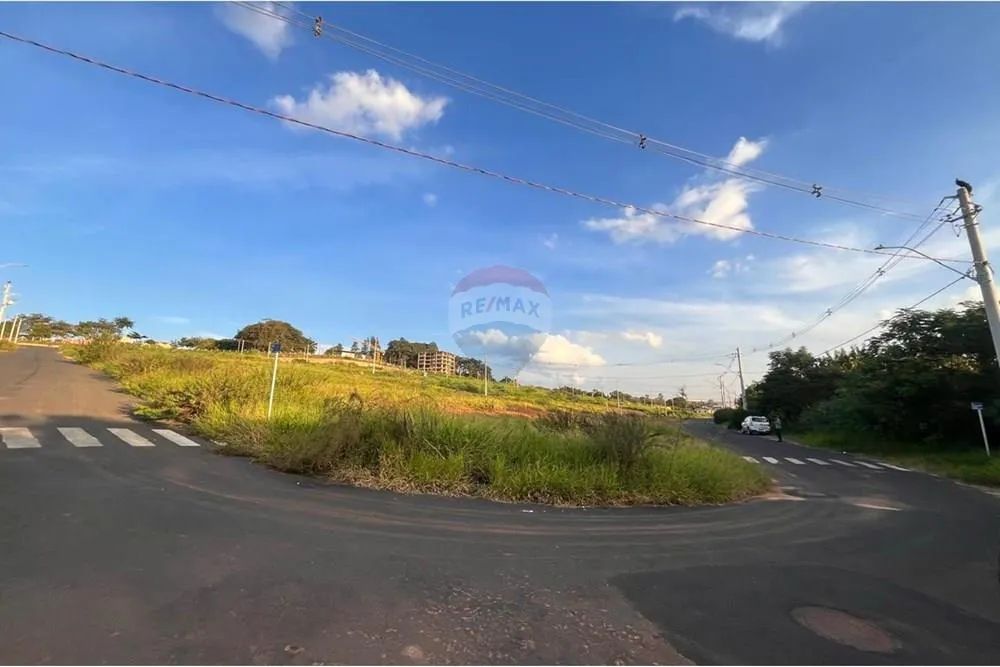 Lote de Esquina no Estância Santa Catarina em Itapira -SP com 294 m2 por apenas R$169.344, - Foto 4