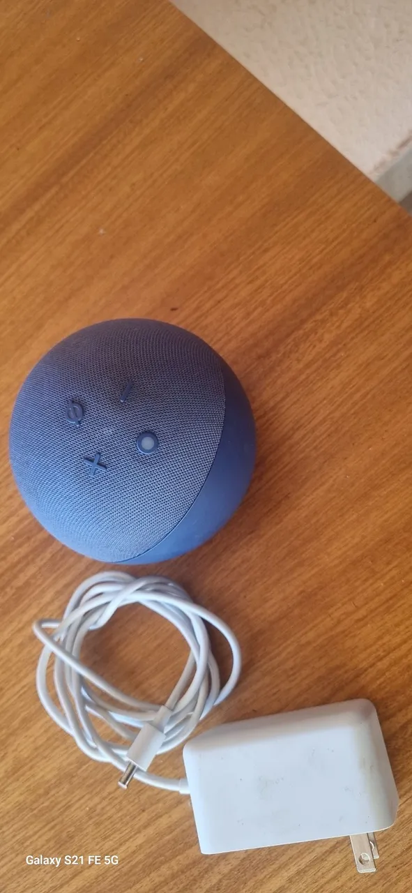 Amazon Echo Dot (4ª Geração) - Azul + Fonte