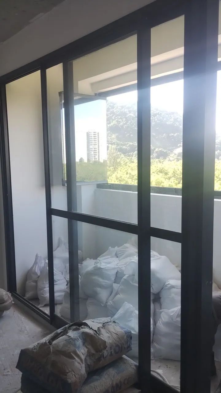 Sliding Door