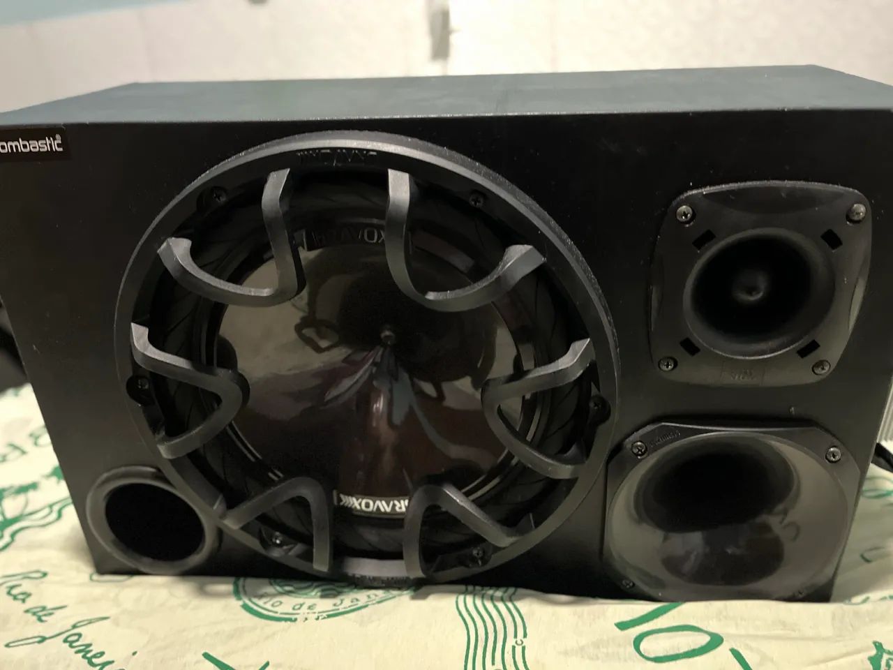 Caixa de Som Triton JBL 