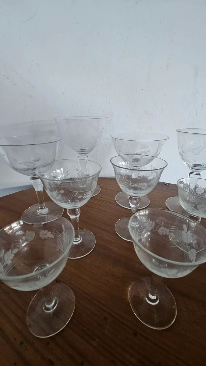 Conjunto taças antigas com Lapidação floral - Foto 2