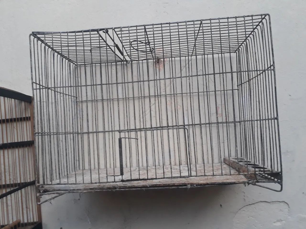 Vendo ótimas gaiolas de belgas e pretinhos. Baratas - Foto 5