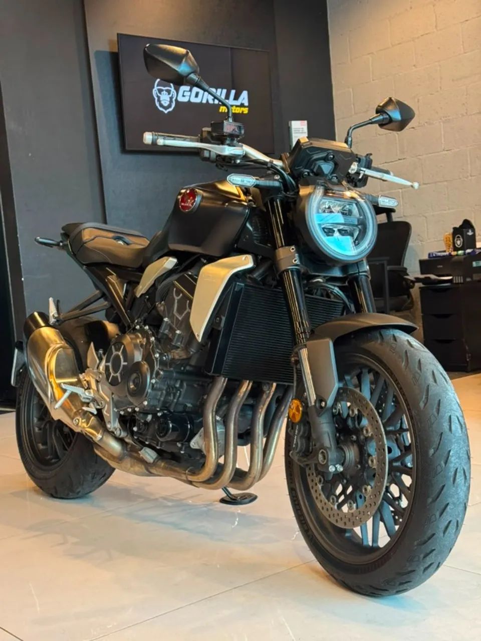 HONDA - CB1000R