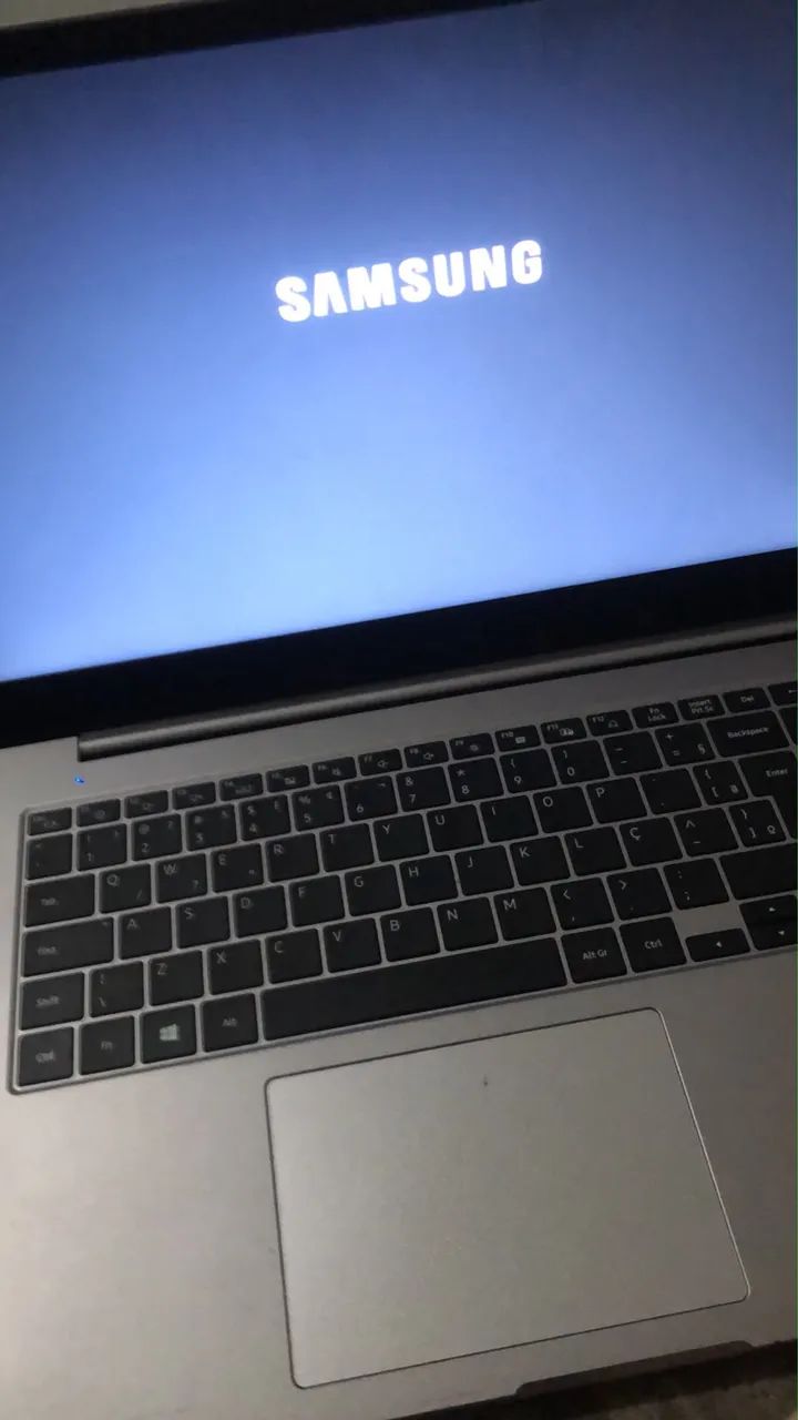 Vendo notebook Samsung 