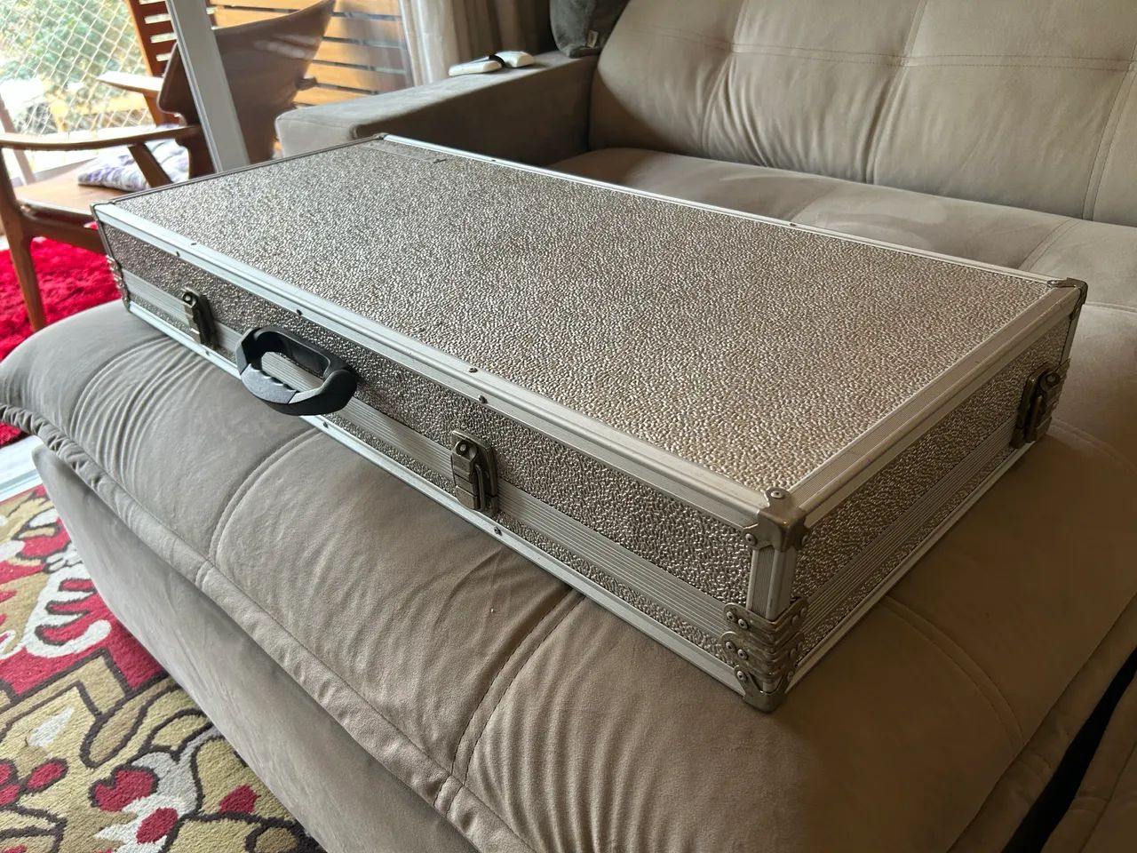 Case para pedais em alumínio (41,5x95cm) marca LANDSCAPE