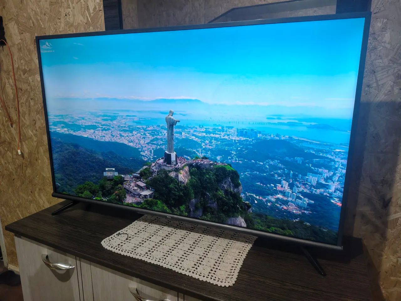 Smart 55 polegadas 4k Android pode abaixar aplicativo e atualizar a tv. Da TCl - Foto 2