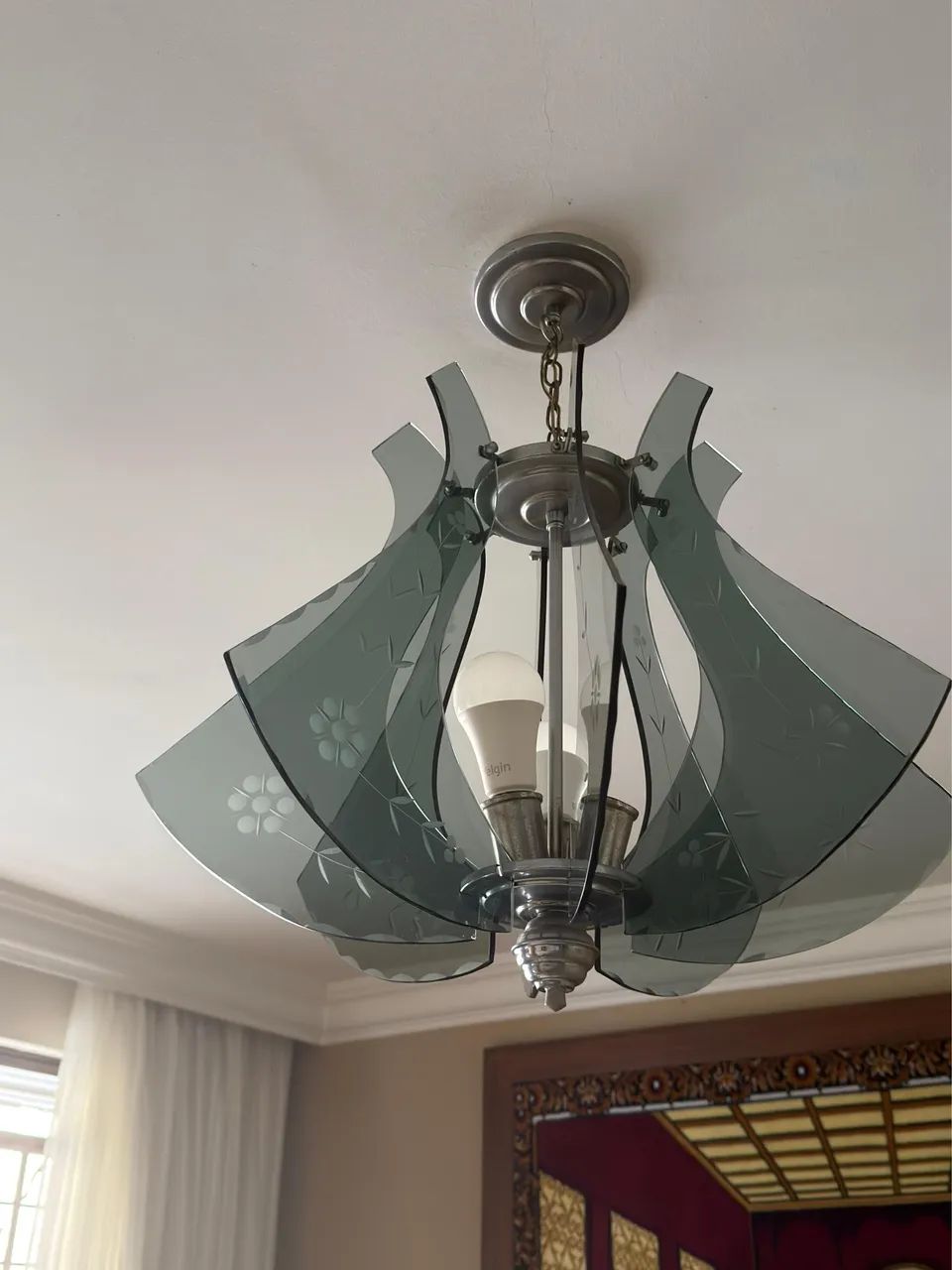 Lustre Retrô Antigo anos 70 em ótimo estado  - Foto 2