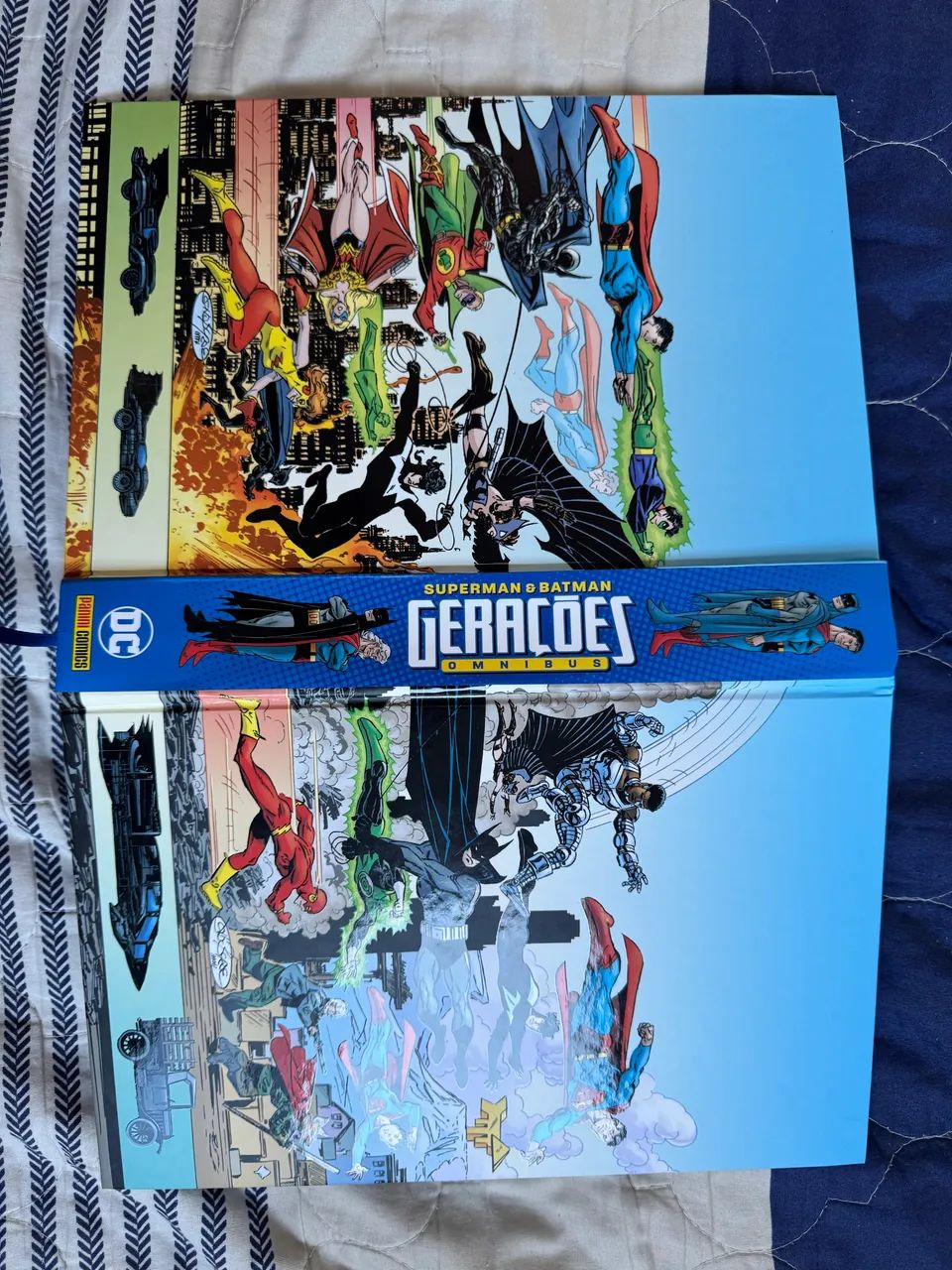 Omnibus Superman e Batman Gerações  - Foto 2