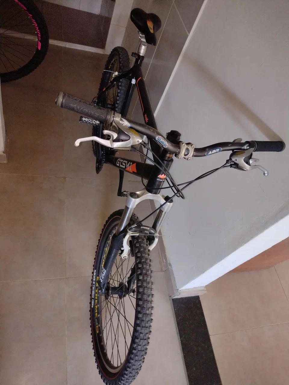 Vendo ou troco aro 26  - Foto 2