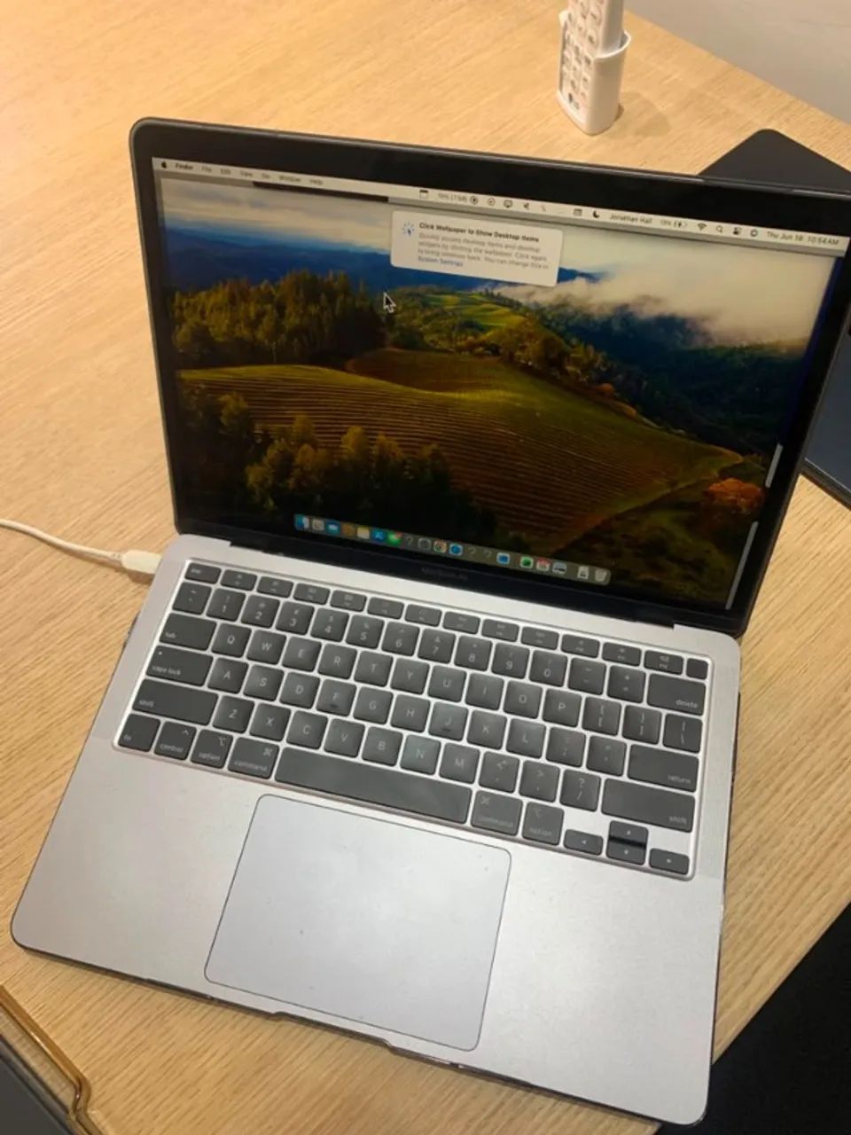 Macbook air, retina, 13 inch, 2020, 16gb de memoria 1tb de storage