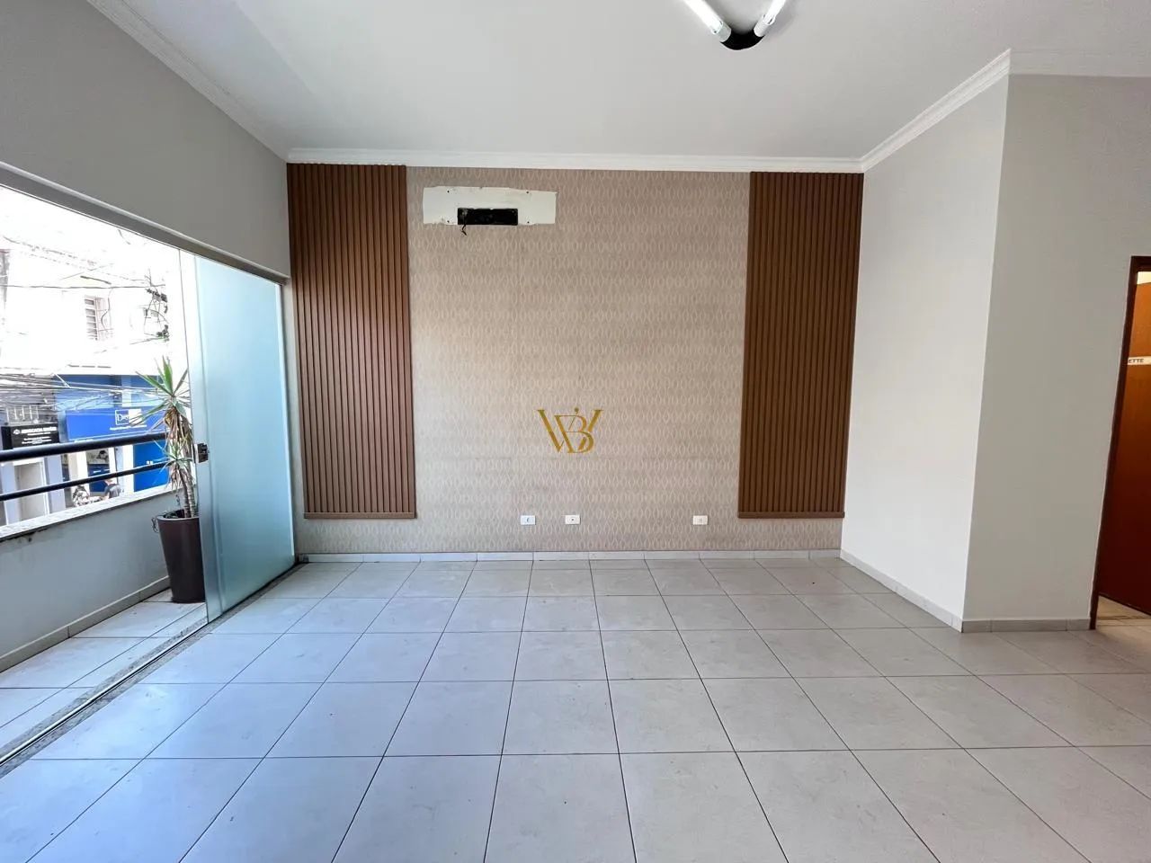 SALA COMERCIAL NO PISO SUPERIOR PARA LOCAÇÃO NO CENTRO DE PIRACICABA / SP - Foto 4