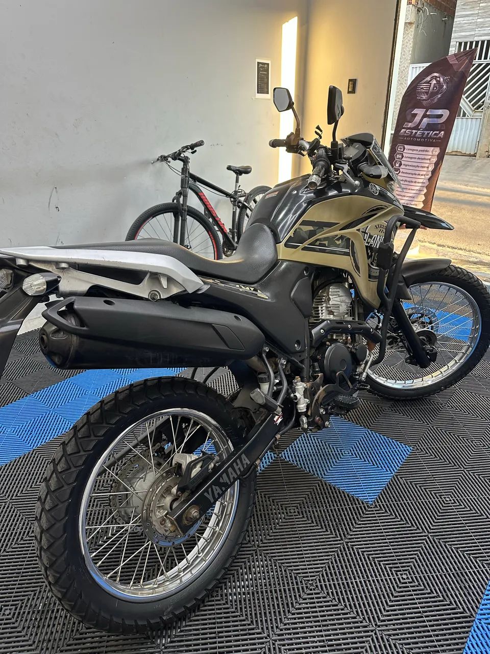 XTZ Lander 250  - Foto 2