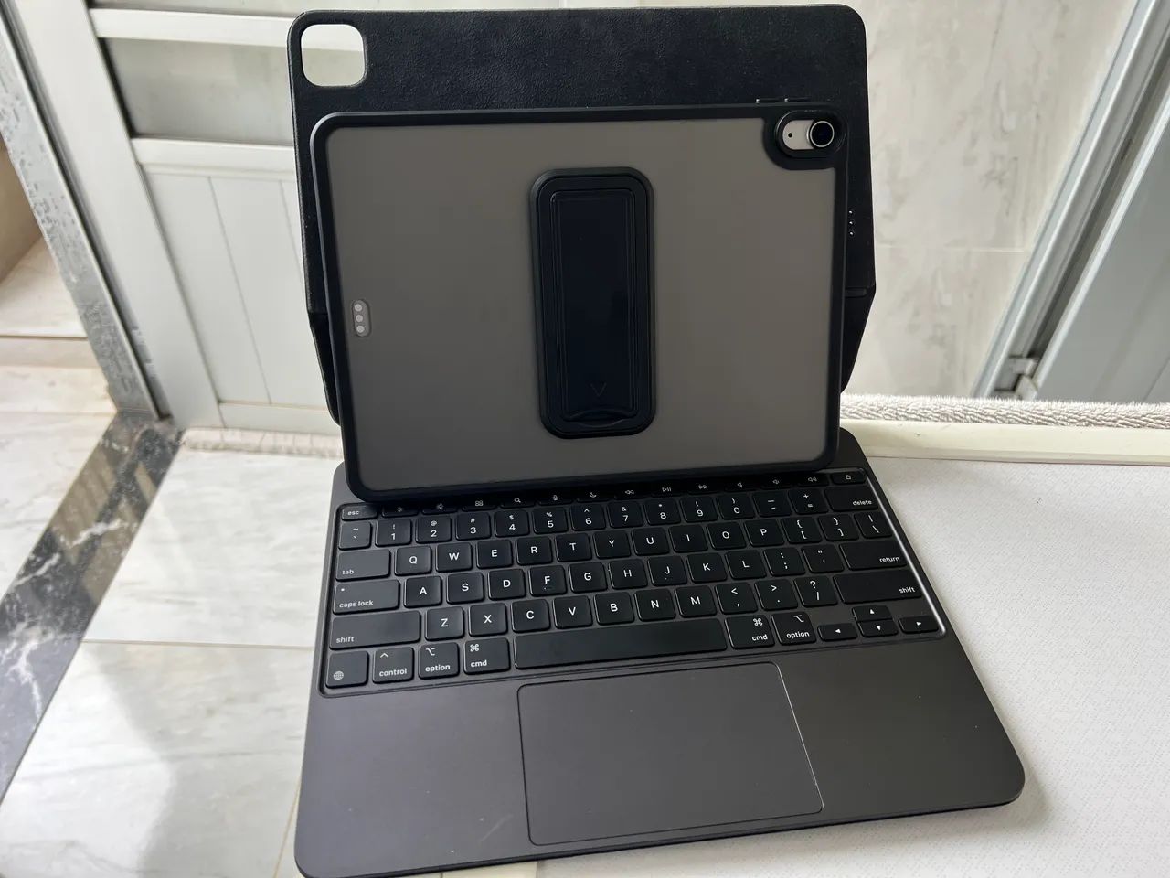 TECLADO MAGIC KEYBOARD ORIGINAL IPAD PRO 13 Polegadas A2974 EMC 8520 M4 e M5 - Foto 2